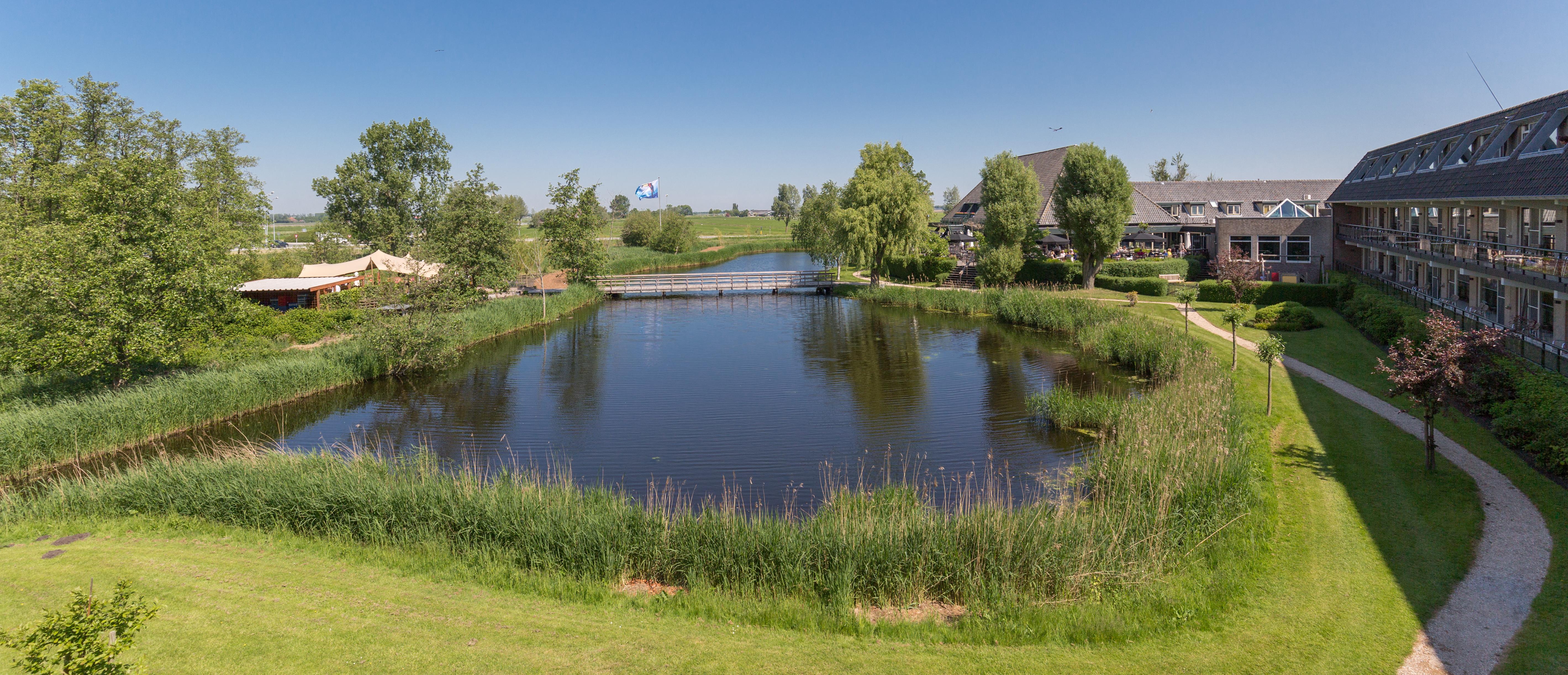 Van Der Valk Hotel Volendam Bagian luar foto