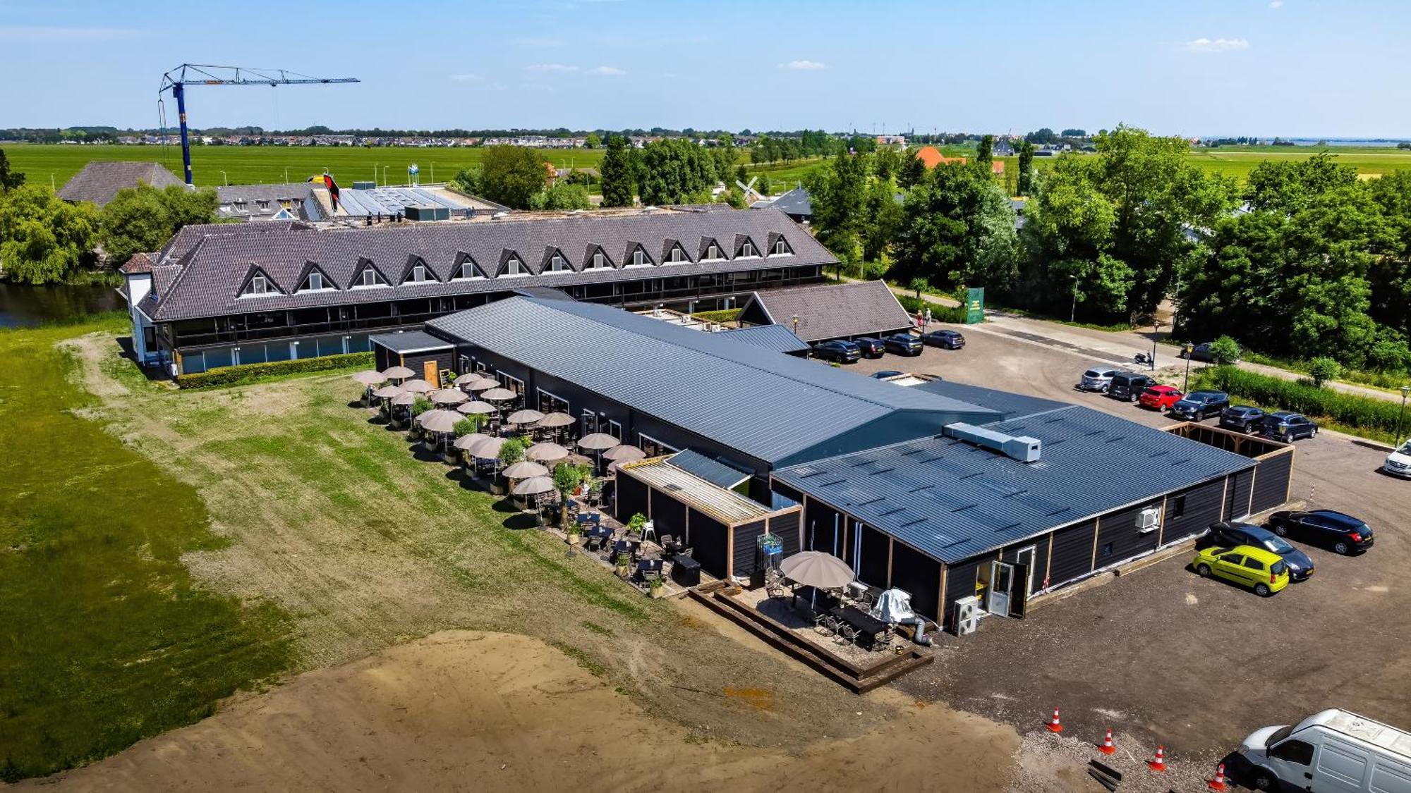 Van Der Valk Hotel Volendam Bagian luar foto
