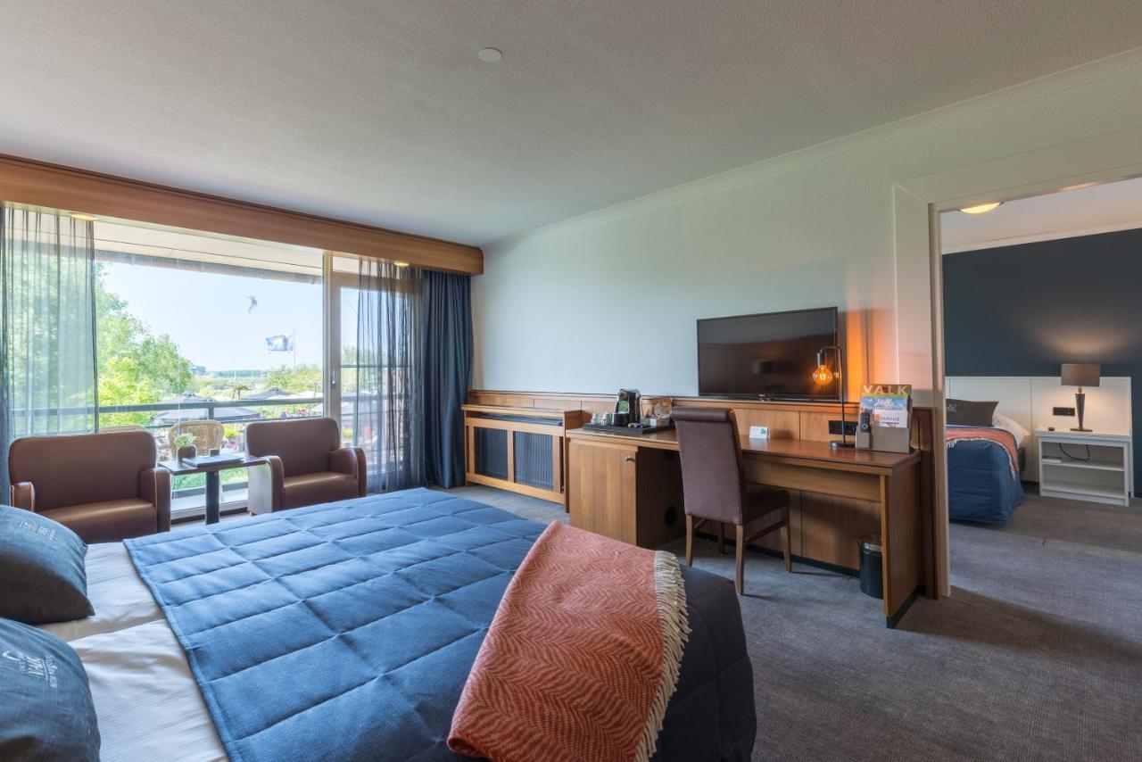 Van Der Valk Hotel Volendam Bagian luar foto